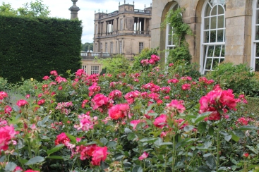 Chatsworth house and a smidgen of the garden 